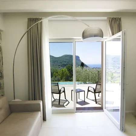 卡巴勒比尼酒店 酒店 加尔达