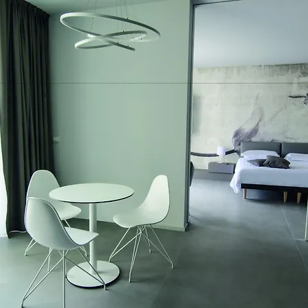 卡巴勒比尼酒店