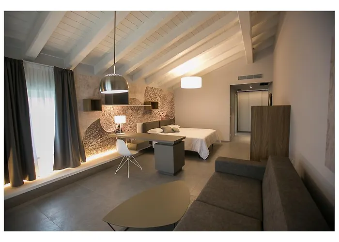 Ca' Barbini 4* Garda (Verona)