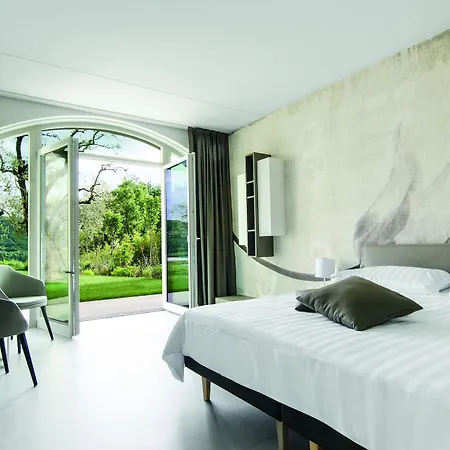 Ca' Barbini 4* Garda (Verona)