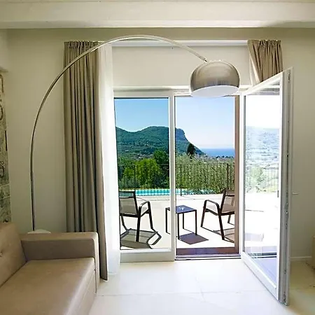 Ca' Barbini Hotel Garda (Verona)