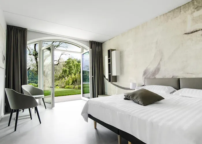 Ca' Barbini 4* Garda (Verona)